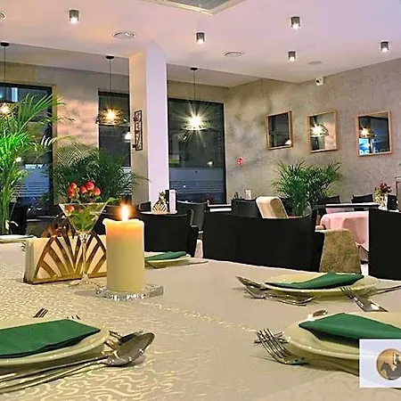 Czarnieckiego Hotell Warka