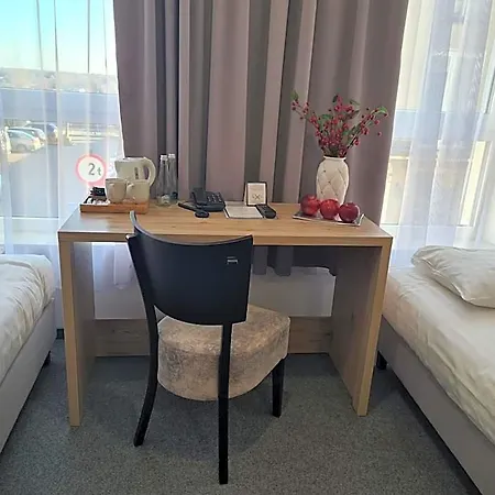 Czarnieckiego Hotell 3*